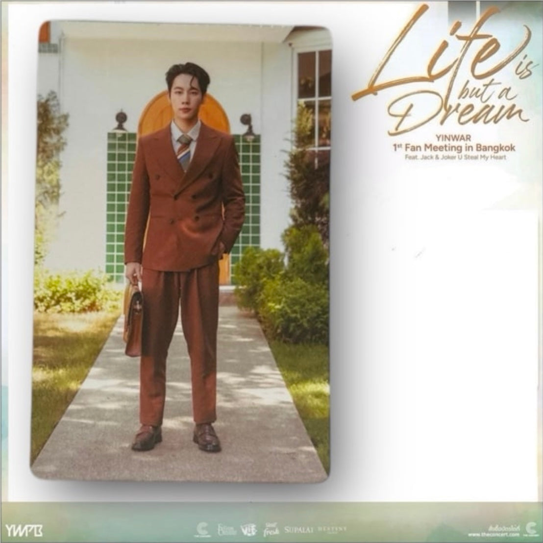 War Life is a Dream Photocard